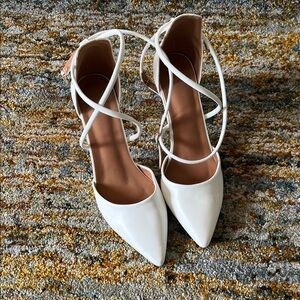 Chic White Strappy Women's Heels